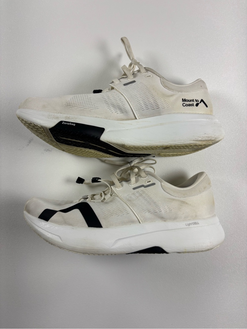 Women’s Mount to Coast R1 Running Shoes - 9.5